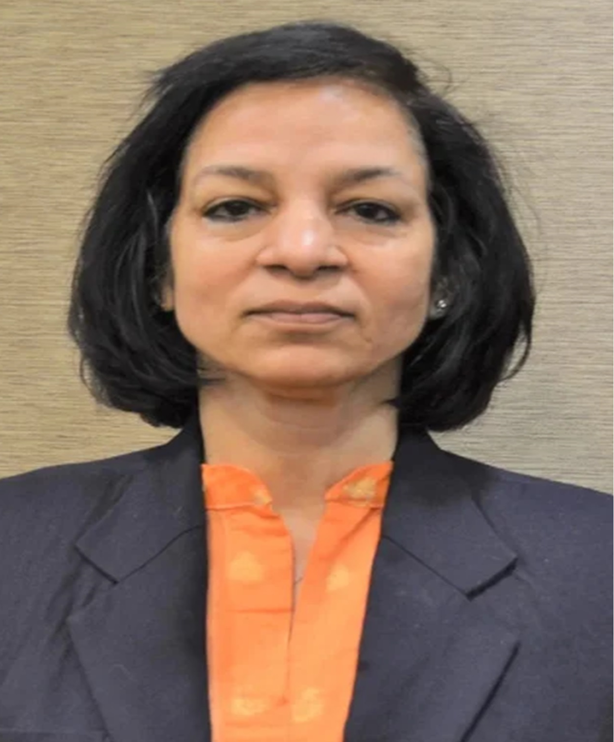 DR. MAHIMA TRIPATHI